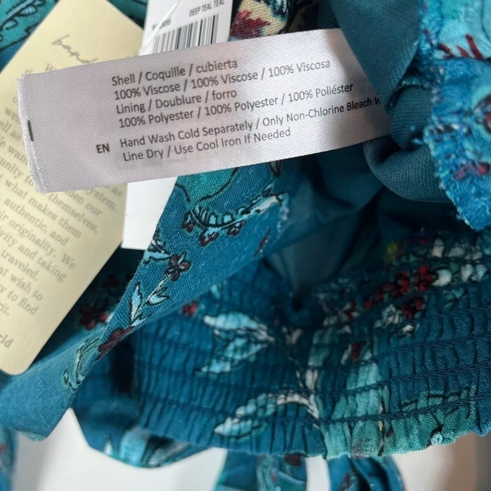NWT Band of the Free Sybille Teal Floral Crossover Crop Top Size Large - Picture 7 of 7